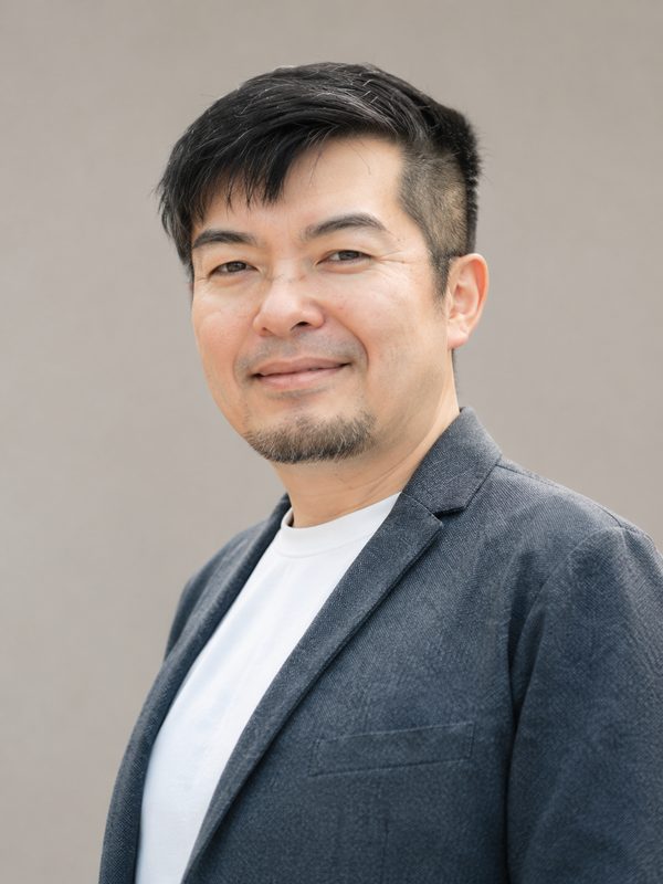 小泉悠 先生